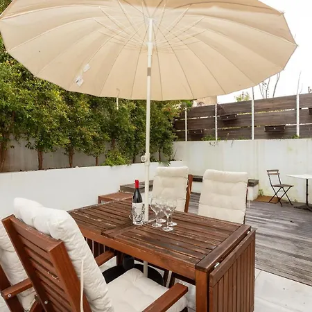 2br Terrasse Townhouse Style With Ac | By Airnest * Lisbon