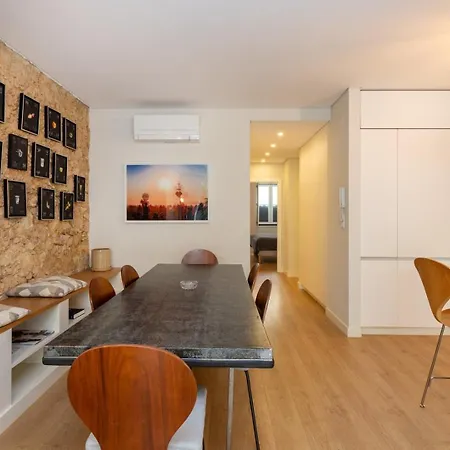 2br Terrasse Townhouse Style With Ac | By Airnest Apartment Lisbon
