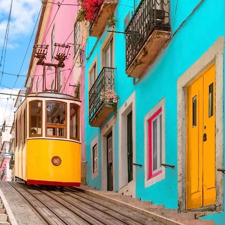 Apartment 2br Terrasse Townhouse Style With Ac | By Airnest Lisbon